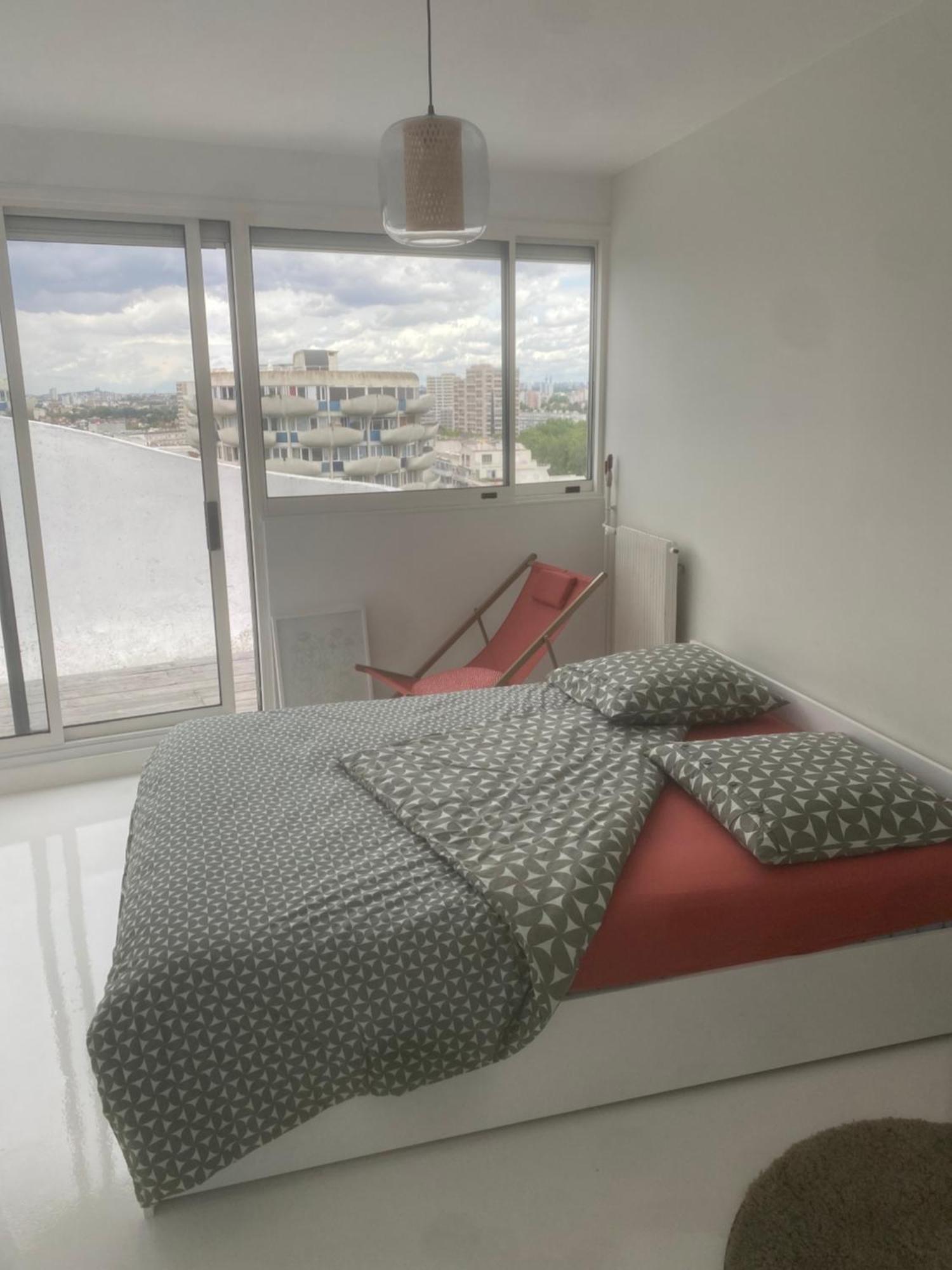 14Eme Et Der Etage "Arty" Avec 2 Chambres Et Vue Panoramique ! Créteil Exterior photo